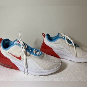 Nike Air Max Motion Womens Shoes Size 7 White Running Sneakers